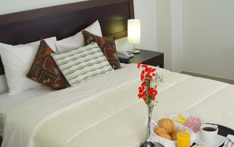 Hotel Boulevard Plaza Pucallpa Bagian luar foto